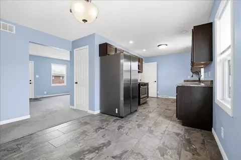 Entry Way - 15 Brookwood Dr, Normal, IL 61761 photo 1 of 2