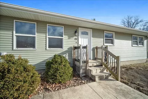 Exterior - 15 Brookwood Dr, Normal, IL 61761 photo 1 of 4