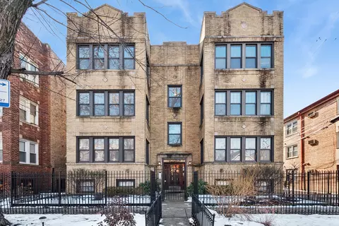 1949 W Birchwood Ave #2, Chicago, IL 60626