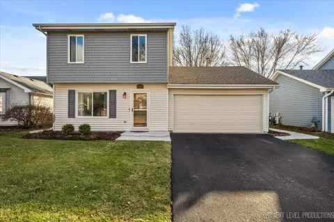 2465 Bristol Ct, Aurora, IL 60504