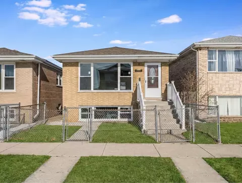 7502 W 64th St, Summit, IL 60501