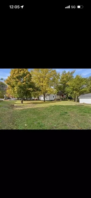 805 N Morris Ave, Bloomington, IL 61701