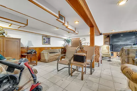 Living - 9806 S Charles St, Chicago, IL 60643 photo 4 of 4