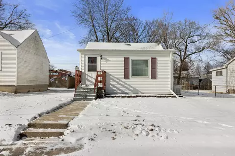 1019 S 5th St, Dekalb, IL 60115