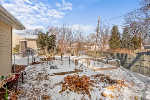 Exterior - 3712 Jay Ln, Rolling Meadows, IL 60008 photo 3 of 6