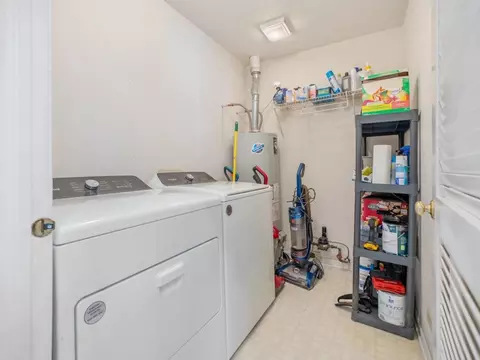 Other - 304 Nautical Way #D, Elgin, IL 60123 photo 3 of 4