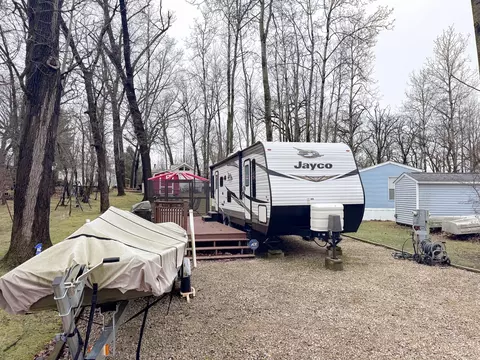 5 356 Woodhaven, Sublette, IL 61367