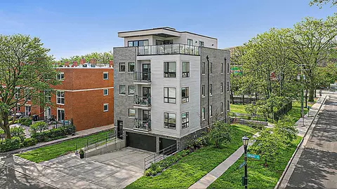 1210 Chancellor St #3, Evanston, IL 60201