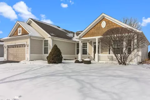 12955 Cold Springs Dr, Huntley, IL 60142