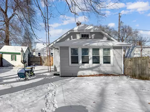 812 E Benton St, Morris, IL 60450