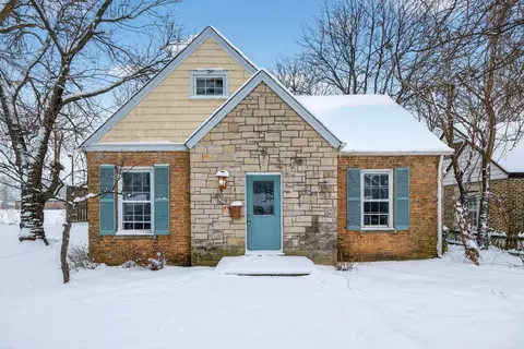 521 Deerfield Rd, Deerfield, IL 60015