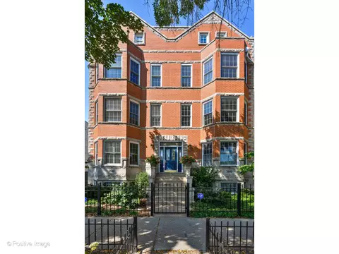Undisclosed, Chicago, IL 60614