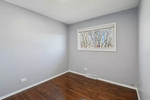 Bedroom - 16259 Laflin Ave, Markham, IL 60428 photo 3 of 5
