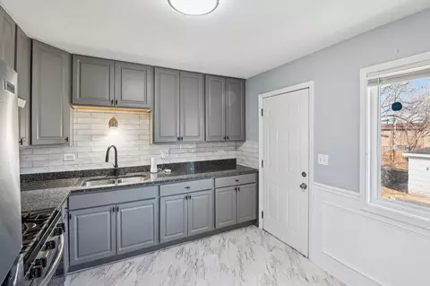 Kitchen - 16259 Laflin Ave, Markham, IL 60428 photo 4 of 4