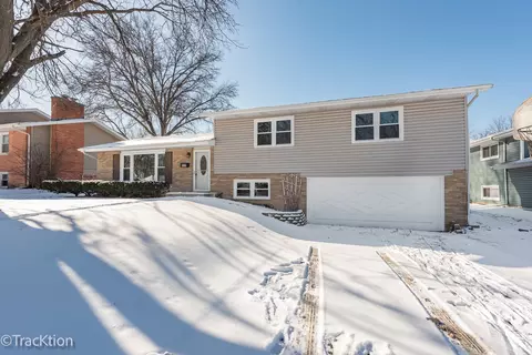 102 Grove Ave, Glen Ellyn, IL 60137