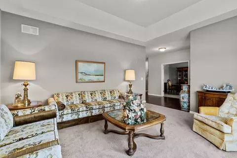 Living - 428 E Frontier Dr, Minooka, IL 60447 photo 4 of 4