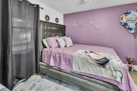 Bedroom - 4617 Blanchan Ave, Brookfield, IL 60513 photo 1 of 4