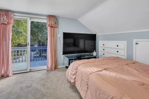 Bedroom - 4617 Blanchan Ave, Brookfield, IL 60513 photo 4 of 4