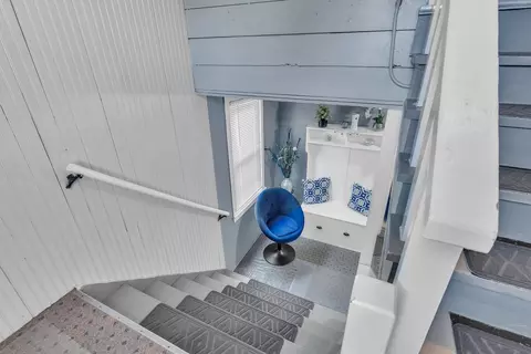 Entry Way - 4617 Blanchan Ave, Brookfield, IL 60513 photo 1 of 1