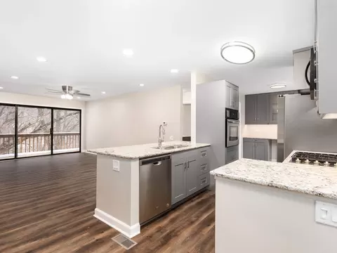 Kitchen - 1167 Florimond Dr, Elgin, IL 60123 photo 3 of 6