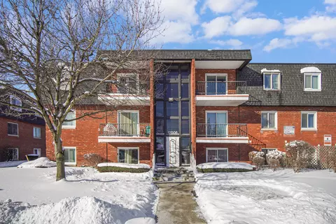 17006 Novak Dr #T107, Hazel Crest, IL 60429