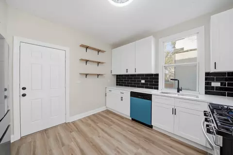 7256 S May St, Chicago, IL 60621 photo 8
