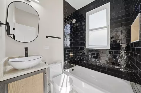 7256 S May St, Chicago, IL 60621 photo 10