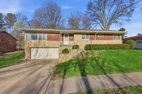 Exterior - 3537 49th St, Moline, IL 61265 photo 2 of 9