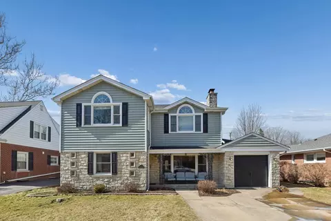 926 S Spring Ave, La Grange, IL 60525