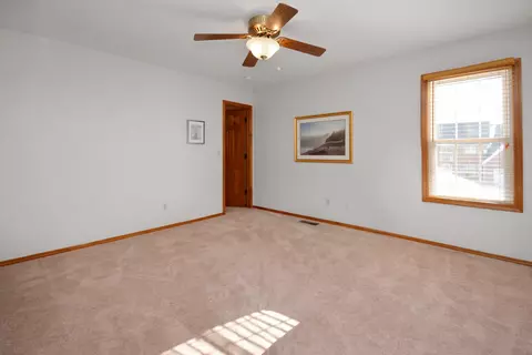 Bedroom - 10 Cameron Ct, Bloomington, IL 61704 photo 6 of 10