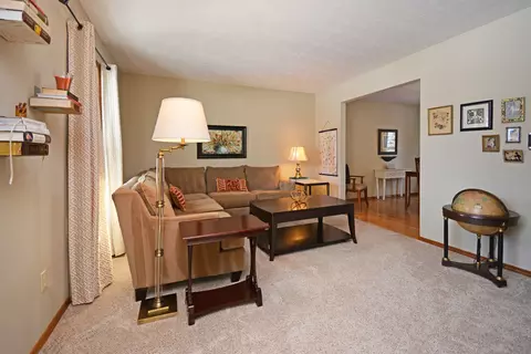 Living - 10 Cameron Ct, Bloomington, IL 61704 photo 3 of 5