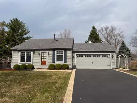 1520 Ronzheimer Ave, Saint Charles, IL 60174