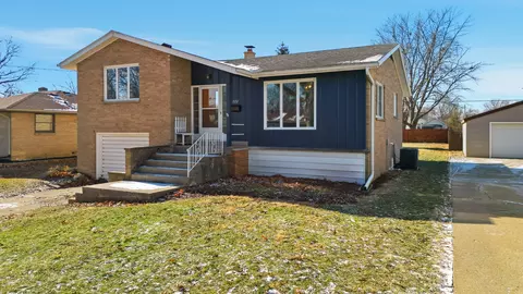 722 9th Ave, Rock Falls, IL 61071