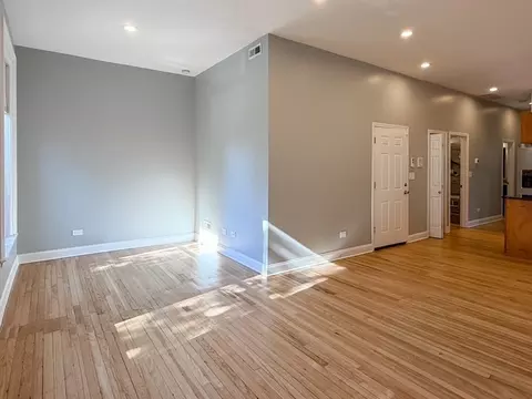 Living - Undisclosed, Chicago, IL 60610 photo 2 of 3