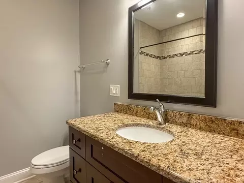 Bath - Undisclosed, Chicago, IL 60610 photo 1 of 2