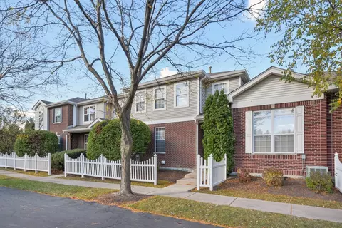 18627 W Point Dr, Tinley Park, IL 60477