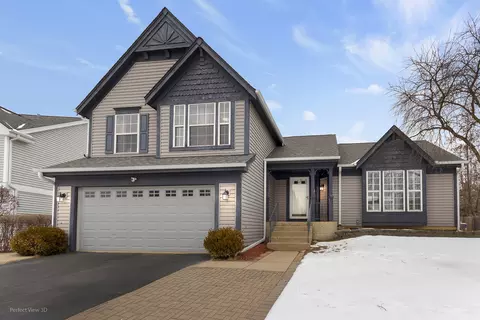 272 Village Ln, Bartlett, IL 60103