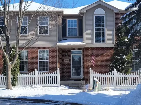 18530 Dearborn Ct, Tinley Park, IL 60477