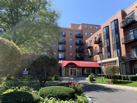 5200 S Ellis Ave #117, Chicago, IL 60615