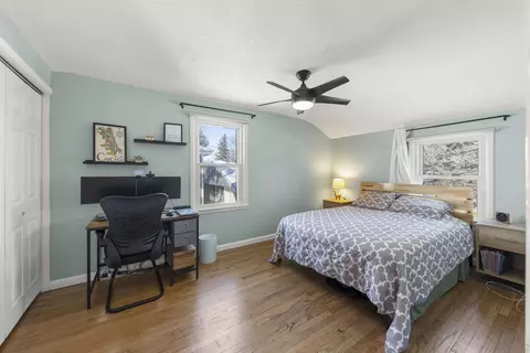 Bedroom - 425 Wakeman Ave, Wheaton, IL 60187 photo 1 of 3