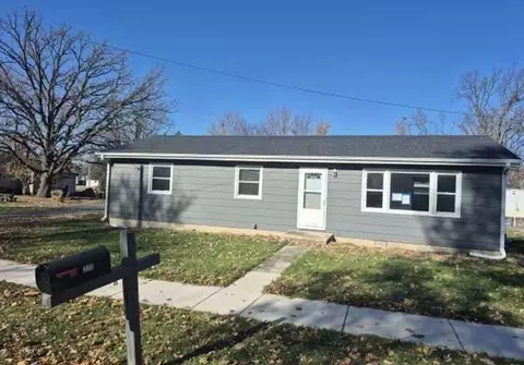 225 E Ogden St, Capron, IL 61012 photo 2