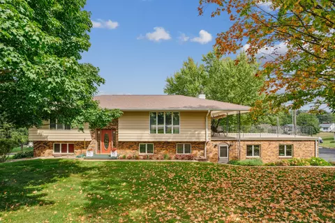 15024 270th St, Long Grove, IA 52756