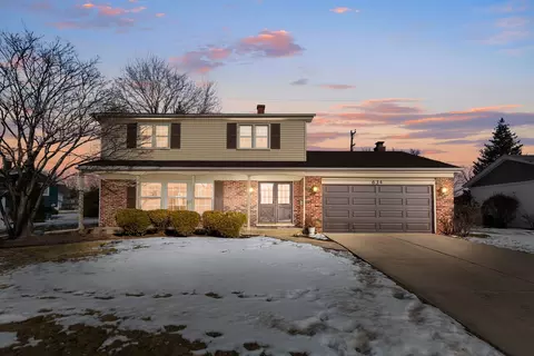 634 E Pompano Ln, Palatine, IL 60074