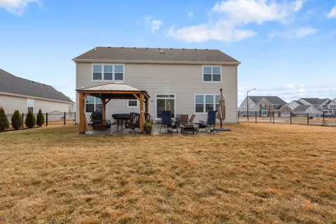 Exterior - 3579 Emerald Rd, Elgin, IL 60124 photo 3 of 5