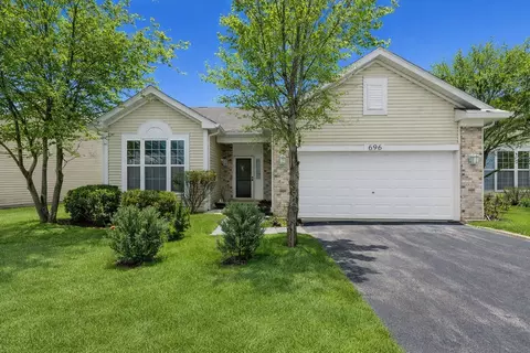 696 S Wellston Ln, Romeoville, IL 60446