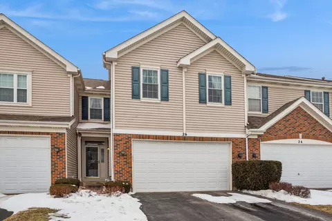 26 Blue Stem Ct, Streamwood, IL 60107