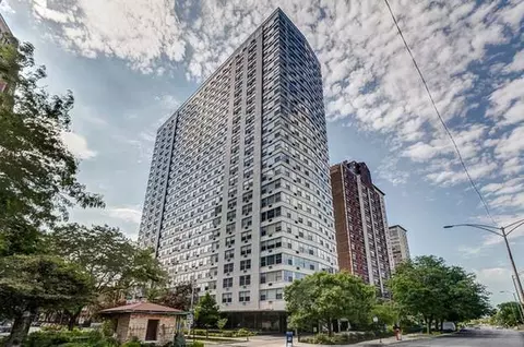 3900 N Lake Shore Dr #5H, Chicago, IL 60613
