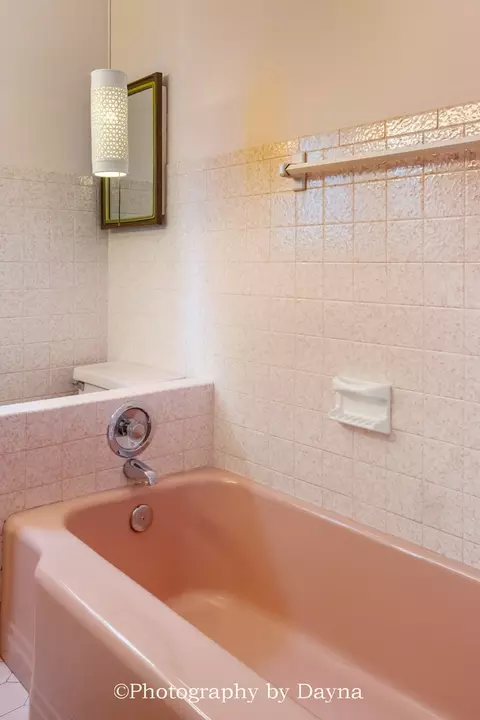 Bath - 995 Justine Dr, Kankakee, IL 60901 photo 2 of 6