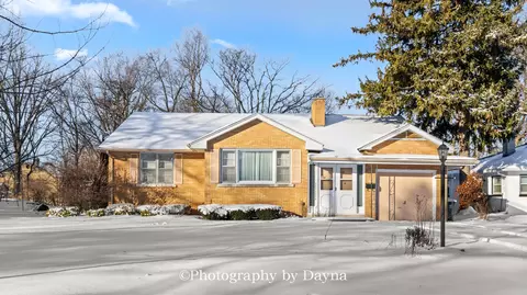 Exterior - 995 Justine Dr, Kankakee, IL 60901 photo 1 of 5