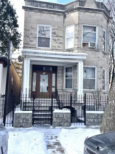 656 N Drake St, Chicago, IL 60623